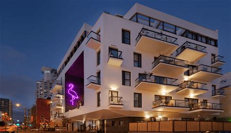 Beach House Tel Aviv ⭐️ Hotel in Tel Aviv by the Beach | BROWN