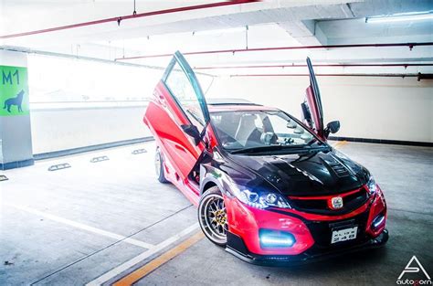 This Fully Modified Honda Civic Is Drenched In Sportiness