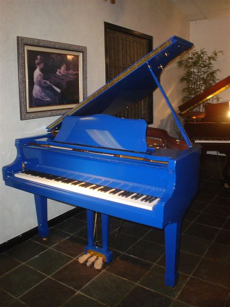 Chinese Piano Lady: Playing piano blues on the blue piano???