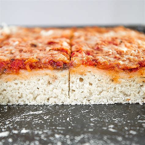 SFINCIONE: SICILIAN PIZZA RECIPE & HISTORY - all you need to know!