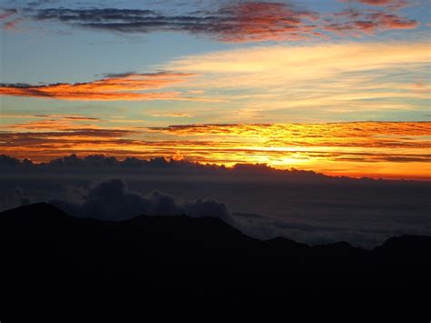 Hiking Maui, A Volcano Sunrise + Bike Ride, and Scuba Diving Lanai ...