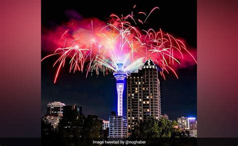 Watch: New Zealand Enters 2023 With Fireworks Displays