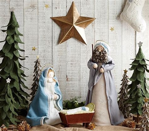 Modern Nativity Scene Sets | POPSUGAR Latina