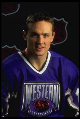 17 Best images about Steve Yzerman on Pinterest | Bob probert, Stanley ...