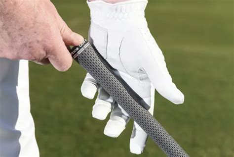 Left Handed Golfer’s Grip: Tips on Grips from a Lefty’s Perspective ...