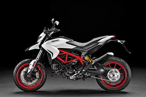 2018 Ducati Hypermotard 939 Gets a Fresh Look - autoevolution