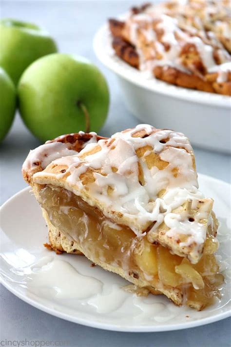 Cinnamon Roll Apple Pie - CincyShopper