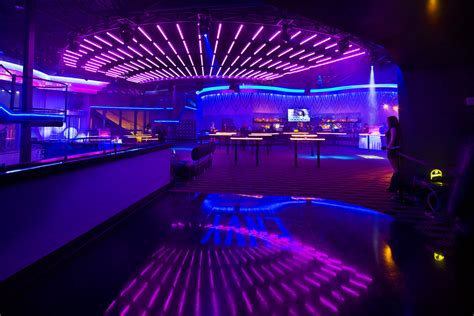 Interior Nightclub Design | LED Lighting Technology | Nightclub Bar and ...