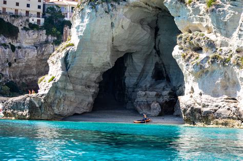 The Best Things To See and Do In Tropea Italy