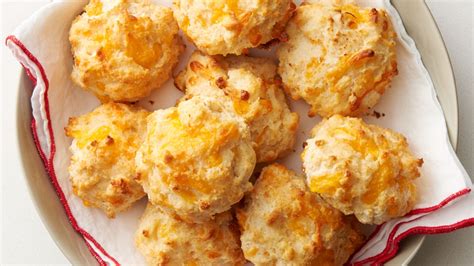 Cheese-Garlic Biscuits Recipe - Tablespoon.com