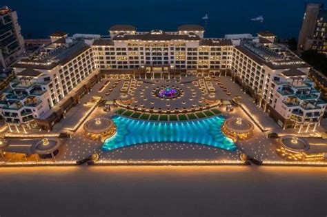 Taj Exotica Resort and Spa, The Palm, Dubai opens its doors - Hoteliers Web