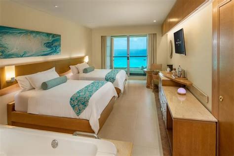 Beach Palace Resort All Inclusive Cancun | Bookonline.com