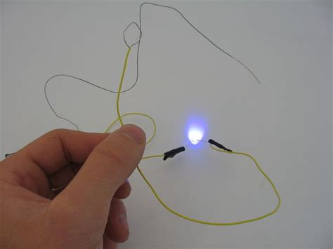 7 Exciting Electric Circuit Projects for Kids | STEM Education Guide