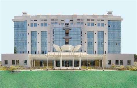 Akshaya Apollo Hospital Ahmedabad | Best Apollo Hospital In India