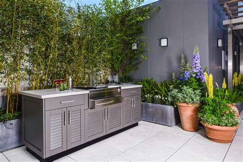 Benefits of Stainless Steel Outdoor Kitchen Cabinets