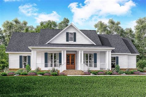 Classic 3 Bed Country Farmhouse Plan - 51761HZ | Architectural Designs ...