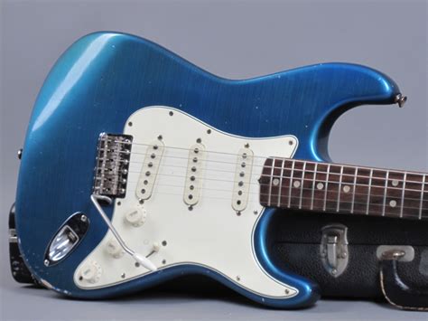 1965 Fender Stratocaster - Lake Placid Blue ---only 3.12kg ...