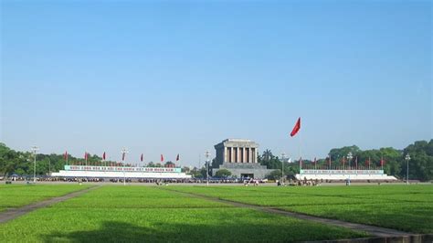 Ba Dinh Square - A place to mark the history of Vietnam's national