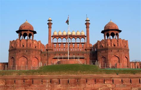 Delhi flood situation: Red Fort to remain shut for public till Friday ...