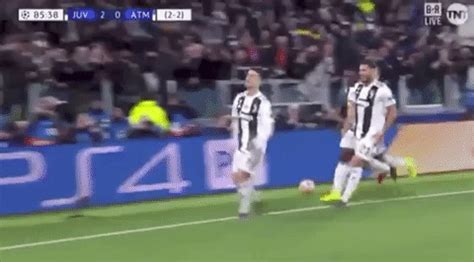 Ronaldo Celebration Gif - Ronaldo GIFs | Tenor - We have 77+ amazing ...