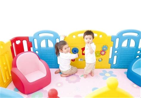 Why You Should Buy A Playpen For Your Toddler – Dwinguler Canada