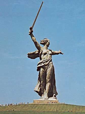 The Motherland Calls | statue, Volgograd, Russia | Britannica