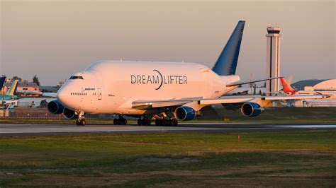 Bigger & Better: 5 Fun Facts About The Boeing Dreamlifter