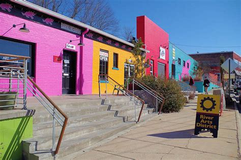 Fun things to do in Asheville NC - Downtown Asheville Art District