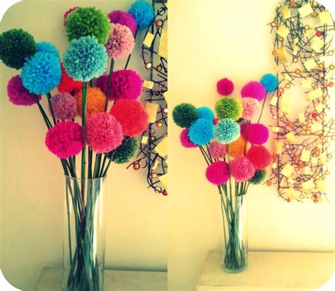 Ivey Handcrafted: Tutorial {pom pom flowers}