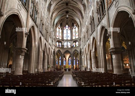 Gothic Church Interior Stock Photos & Gothic Church Interior Stock ...