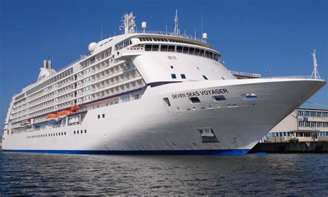 Seven Seas Voyager Itinerary, Current Position, Ship Review | CruiseMapper