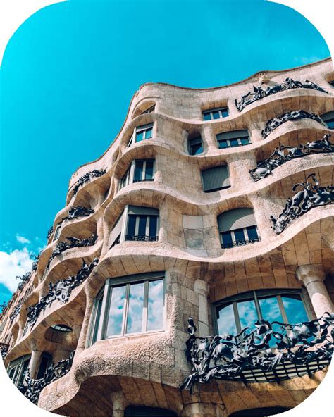 Skip-the-line entrance to Casa Milà (La Pedrera) - Barcelona