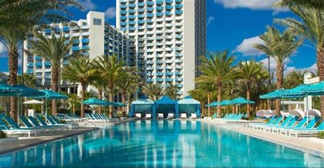 Hilton Lake Buena Vista Palace Pools - Orlando Fl