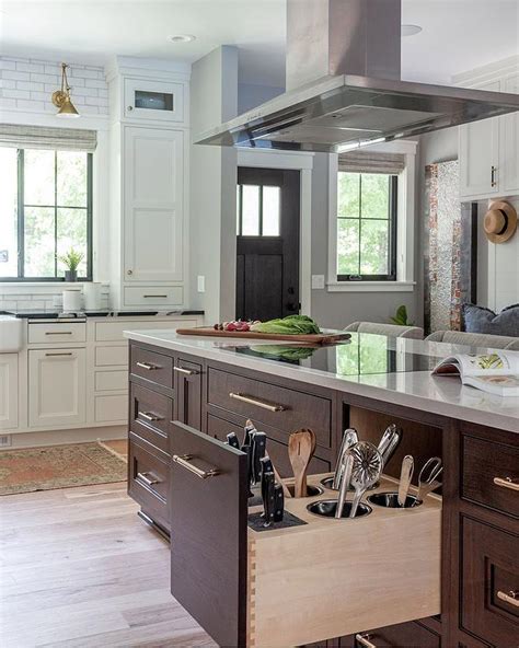 Small Kitchen Island With Cooktop – Things In The Kitchen