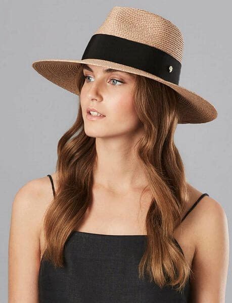 Fedora Straw Hats For Women (Stylish & Sophisticated)