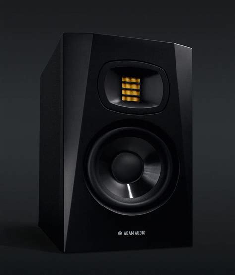 Adam Audio’s spunky new T5V desktop speaker - CNET