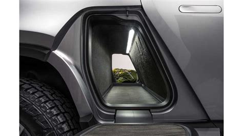 Rivian R1t Gear Tunnel