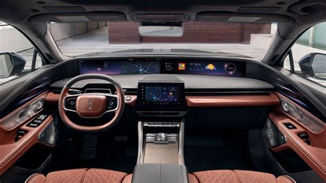 2024 Lincoln Nautilus First Look: Lots Of Screens, Hybrid Power ...