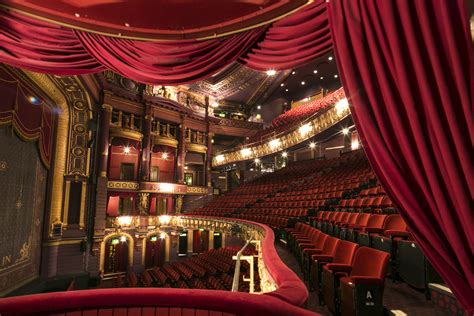 Palace Theatre Manchester - Best Theatre in Manchester - Creative Tourist