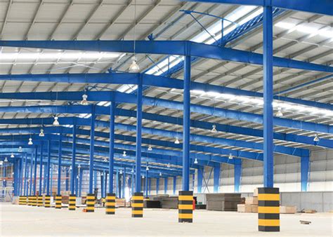 Prefabricated Steel Structure Warehouse Construction With Portal Structure