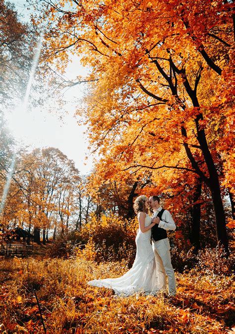 Weddings | Fall wedding photos, Outdoor fall wedding, Fall wedding ...