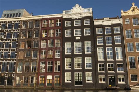 Damrak Amsterdam stock photo. Image of gevelsteen, nationaal - 129031498