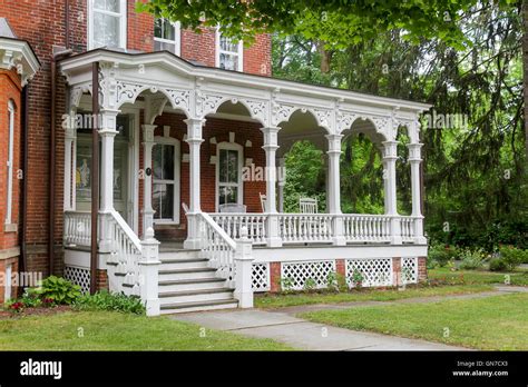 Victorian Porch - Home Design Ideas