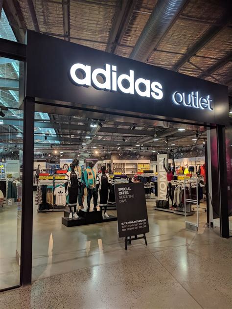 adidas Outlet - 120 Bulla Rd, Essendon Fields VIC 3041, Australia