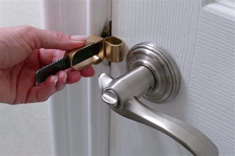 The 9 Best Portable Door Locks for Staying Safe and Secure In 2022