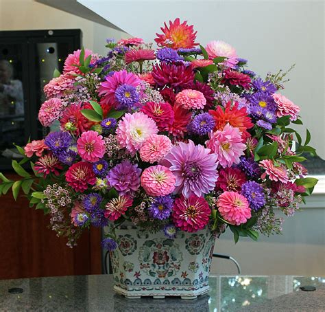 Arrangement from September 16, 2014: asters, dahlias, zinnias, wax ...