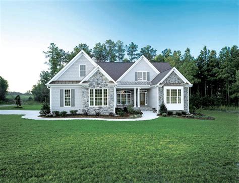 Plan of the Week! Under 2500 sq ft - The Whiteheart, Plan 926. A small ...