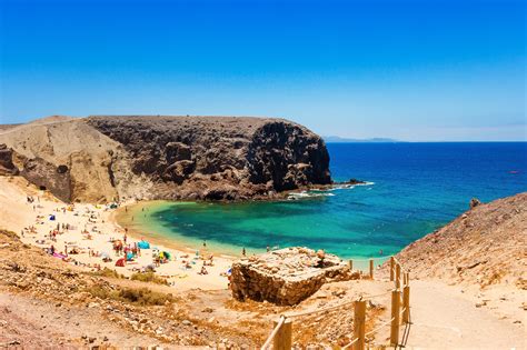 10 Best Beaches in Lanzarote - Which Lanzarote Beach is Right For You ...