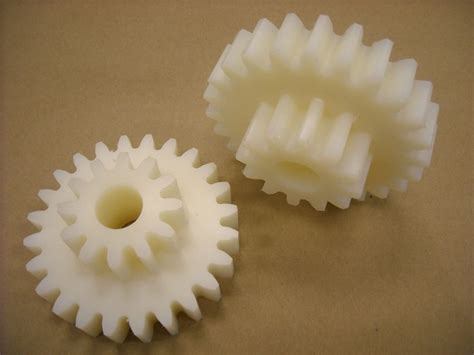 Custom Plastic Gears | Plastic Gear Manufacturing Services