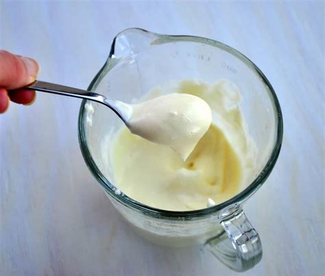 How To Make Lotion With Shea Butter in 5 Minutes - Organic Beauty Recipes